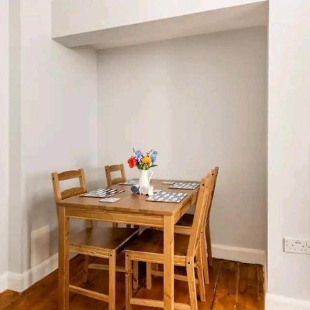 The Hideaway, Family Apartment Close To The Beach. Paignton Kültér fotó