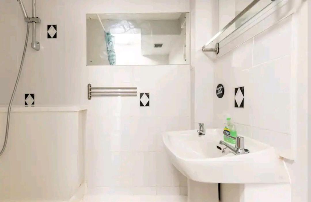 The Hideaway, Family Apartment Close To The Beach. Paignton Kültér fotó